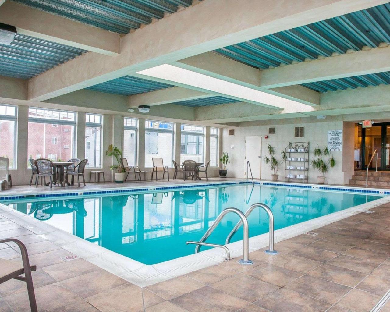 מידלטאון Comfort Inn At Newport Beach מראה חיצוני תמונה